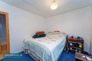 Bedroom- click for photo gallery